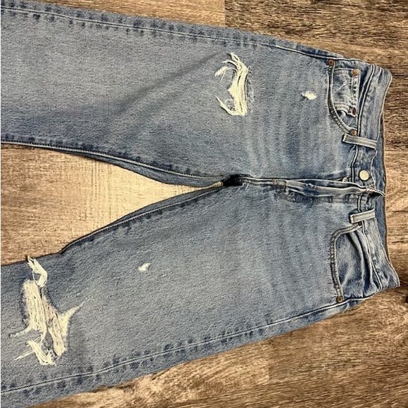 Levi's Premium 501 skinny lightly destroyed, like new. 27 28 inseam - Picture 8 of 13